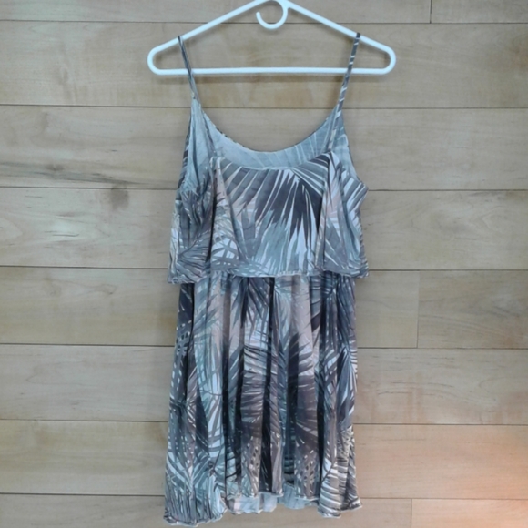 H&M Tunic Tank Top - Picture 3 of 4